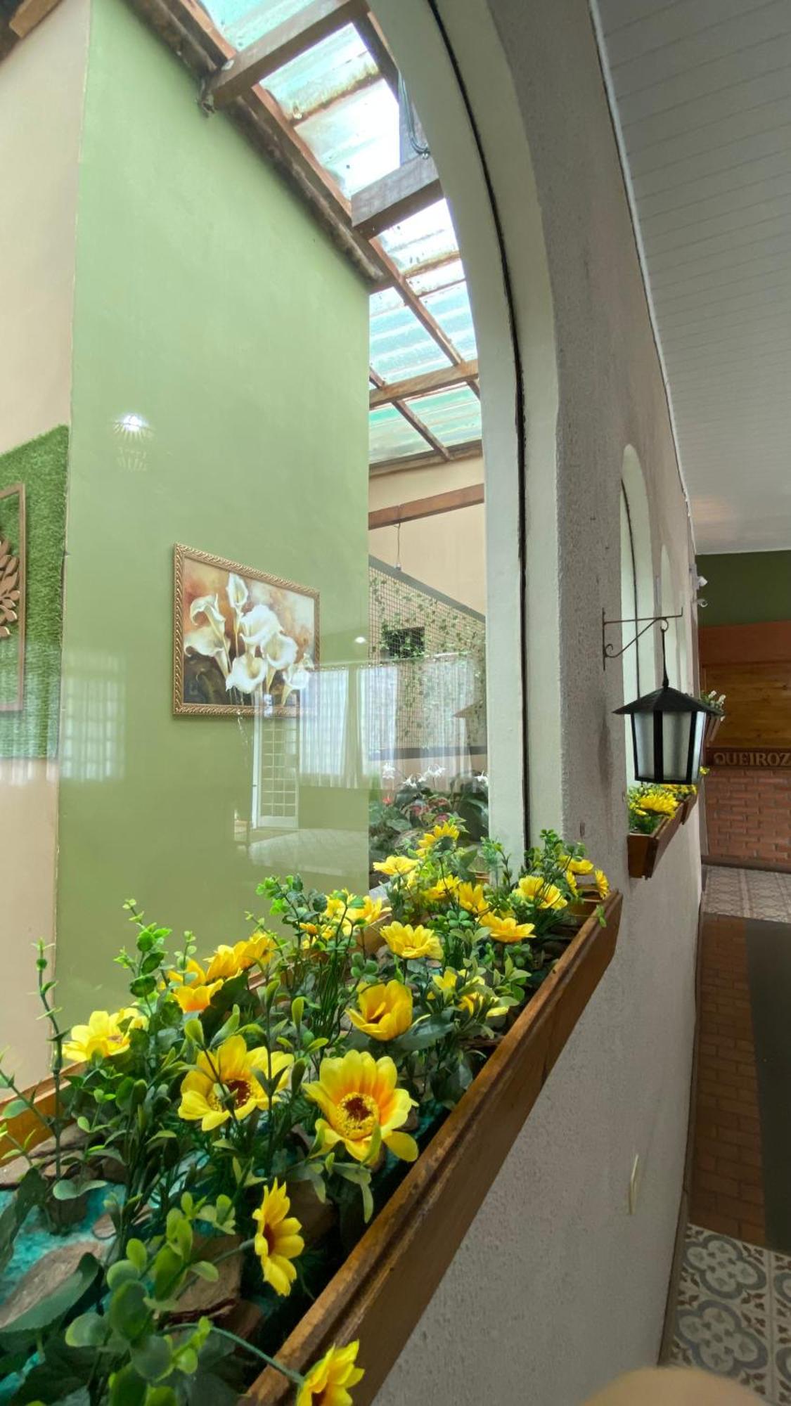 Queiroz Palace Hotel Siqueira Campos Экстерьер фото
