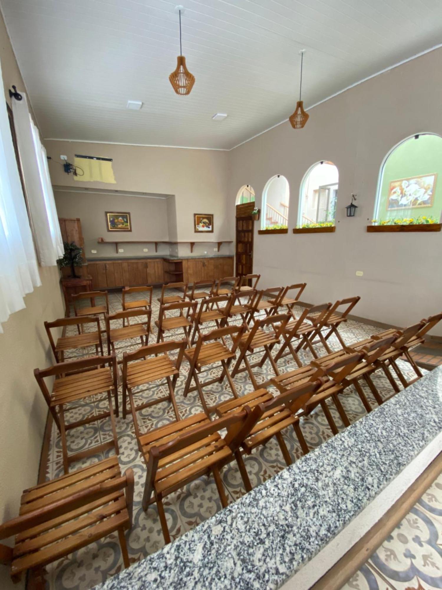 Queiroz Palace Hotel Siqueira Campos Экстерьер фото