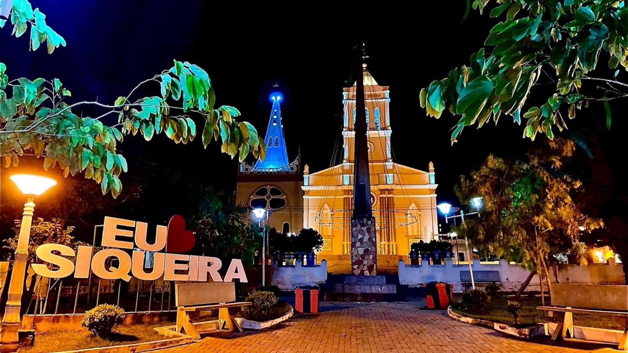 Queiroz Palace Hotel Siqueira Campos Экстерьер фото