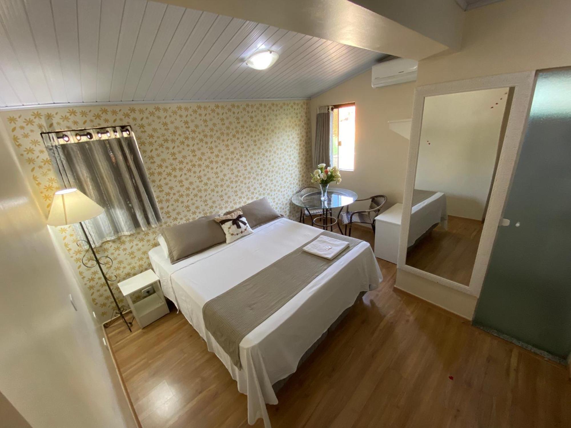 Queiroz Palace Hotel Siqueira Campos Экстерьер фото