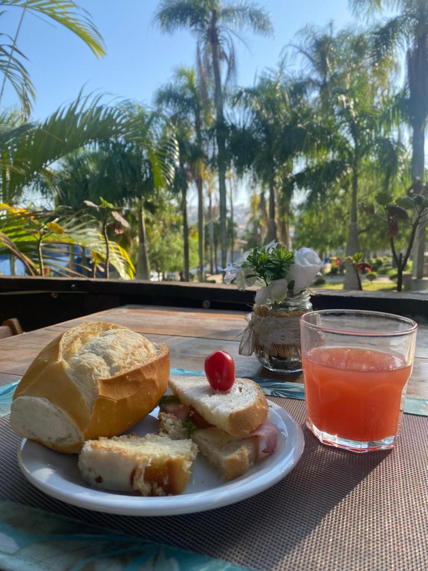 Queiroz Palace Hotel Siqueira Campos Экстерьер фото